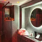 Rouge Romantic Jacuzzi Centro Apartament *