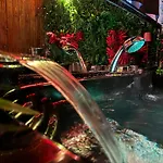 Rouge Romantic Jacuzzi Centro Apartamento *