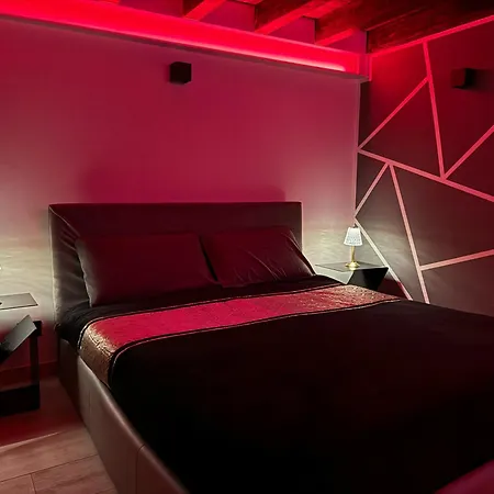 Rouge Romantic Jacuzzi Centro